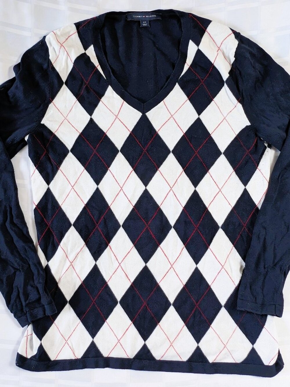 TOMMY HILFIGER MEN'S PULLOVER SWEATER LONG SLEEVE SIZE LARGE DIAMOND PATTERN
